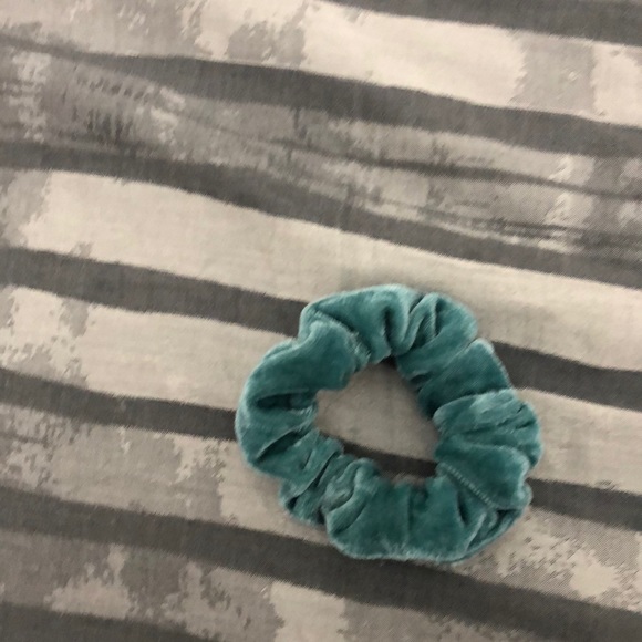 scrunchie set - Picture 3 of 7